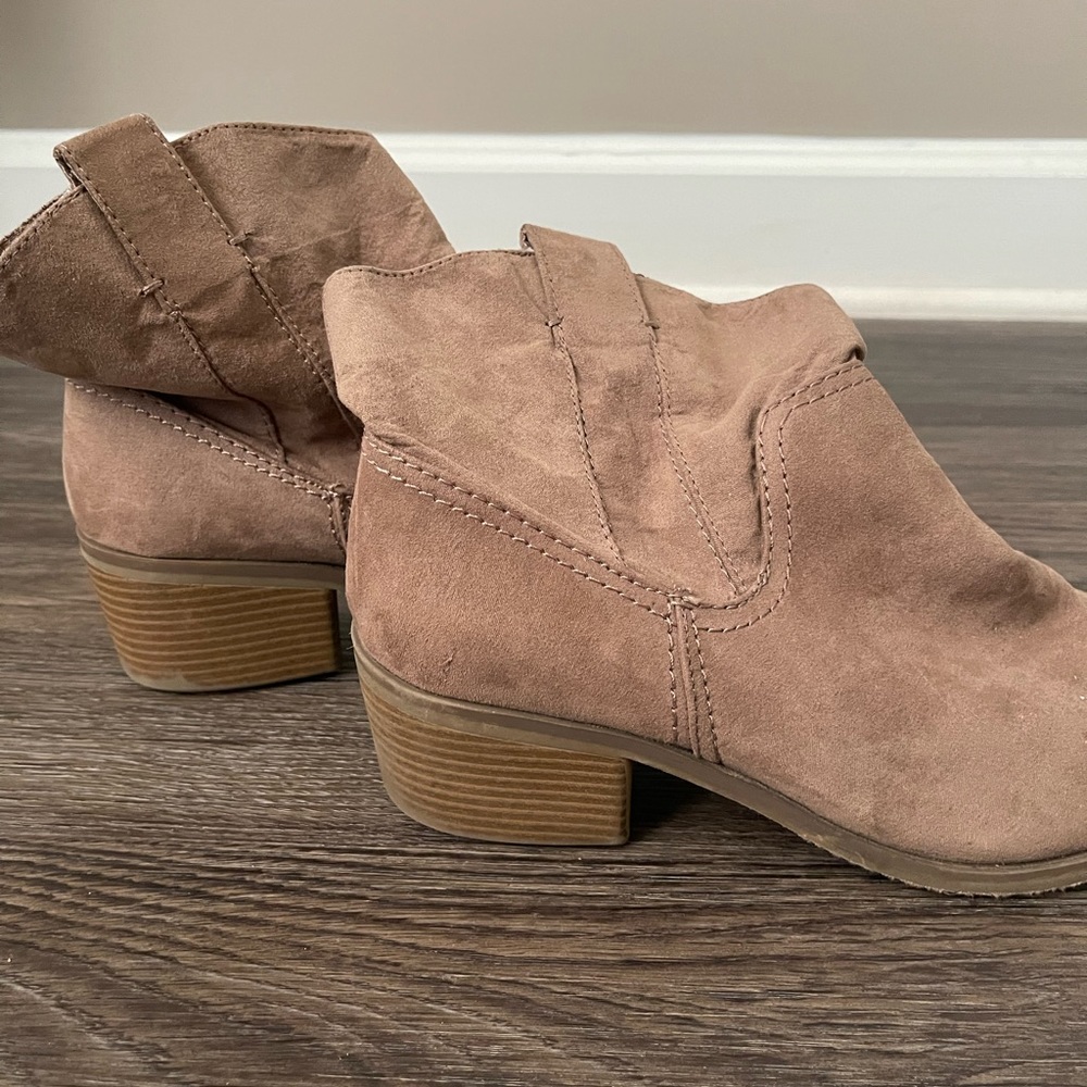 Tan Target Ankle Boots